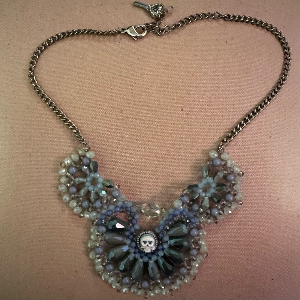 Betsey Johnson Lady Lock Skull Blue Beaded Vintage Necklace Large - Picture 6 of 13